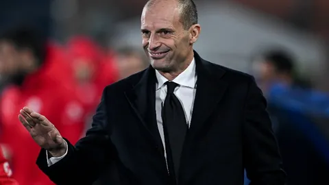 法甲巅峰对决：巴黎圣日耳曼击败马赛